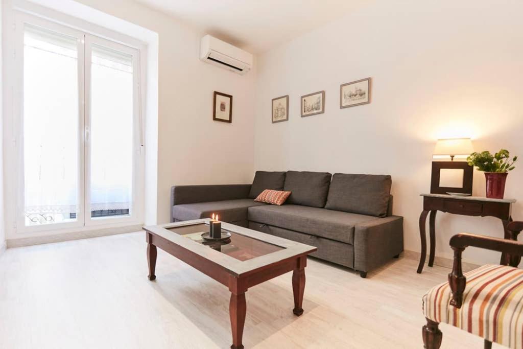 Ferienwohnung Original Y Coqueto Apartamento Junto A Plaza Mayor Madrid Exterior foto